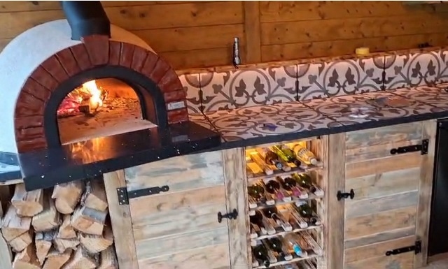 Amalfi Mediterranean portable oven 60 Red Brick