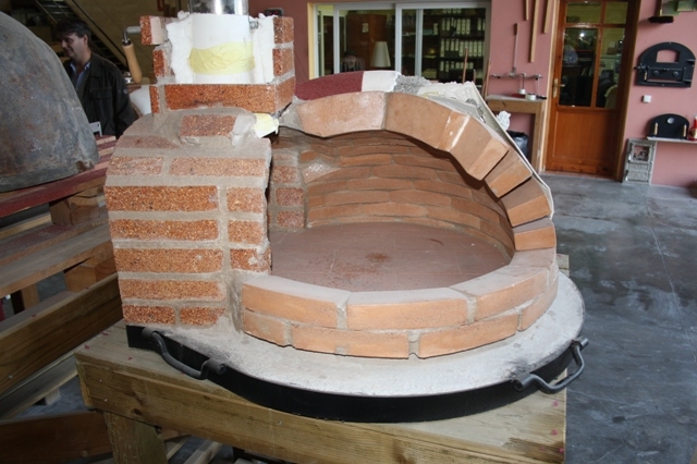 Pizzaoven Traditional brick 110/80cm