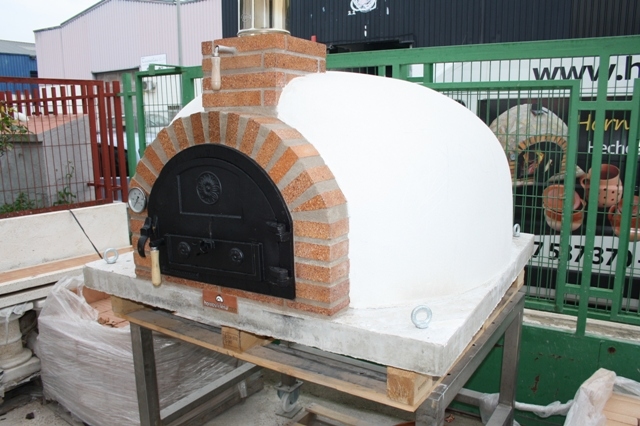 Pizzaoven Traditional brick 130/100cm