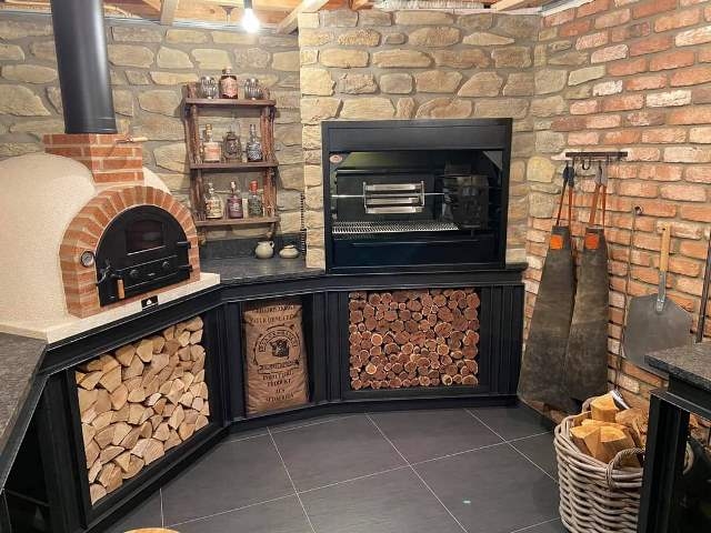 Pizzaoven Traditional brick 80/110cm