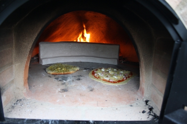 Verhuur Pizza oven Economic op aanhangwagen